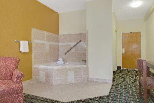 Super 8 By Wyndham Daytona Beach Zimmer foto